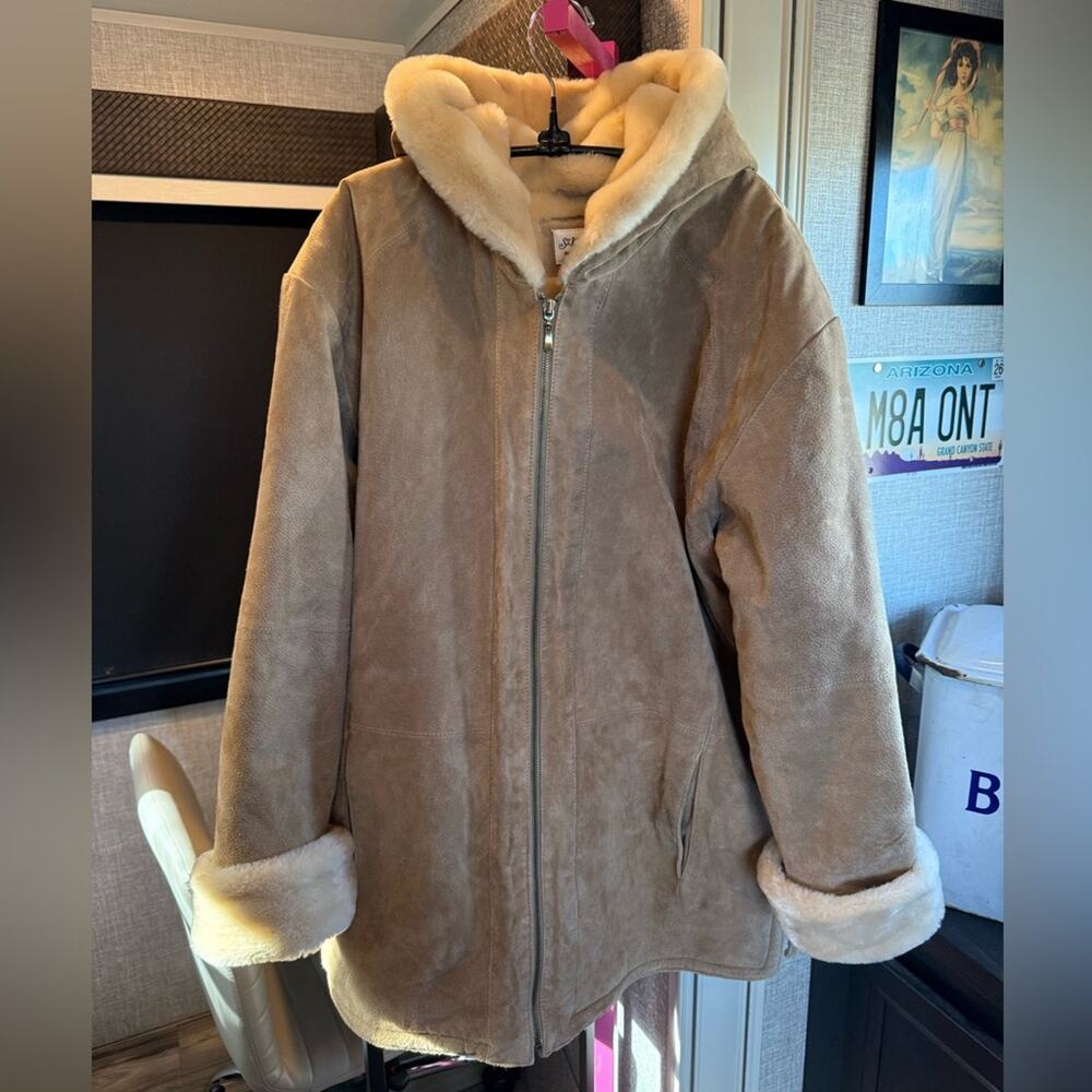 NWOT St. John's Bay suede Tan Teddy Jacket with Cream Accents size XL